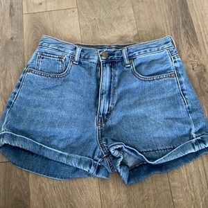 Blue wash American Eagle vintage style zip up jeans shorts